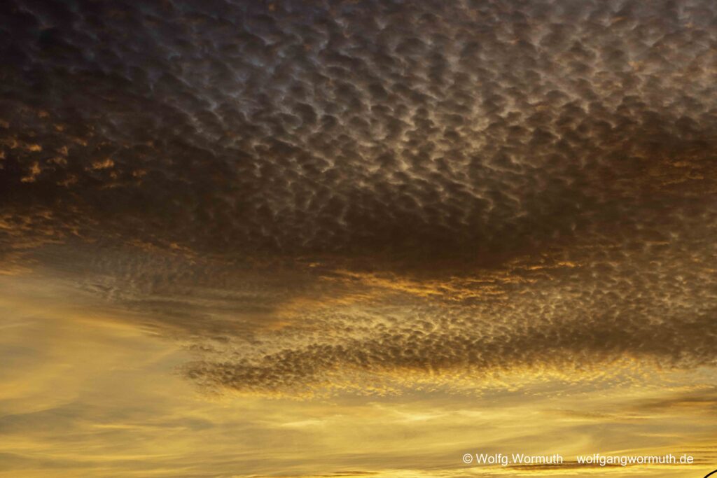 Wolkenaufnahme, Cirrus Wolken.