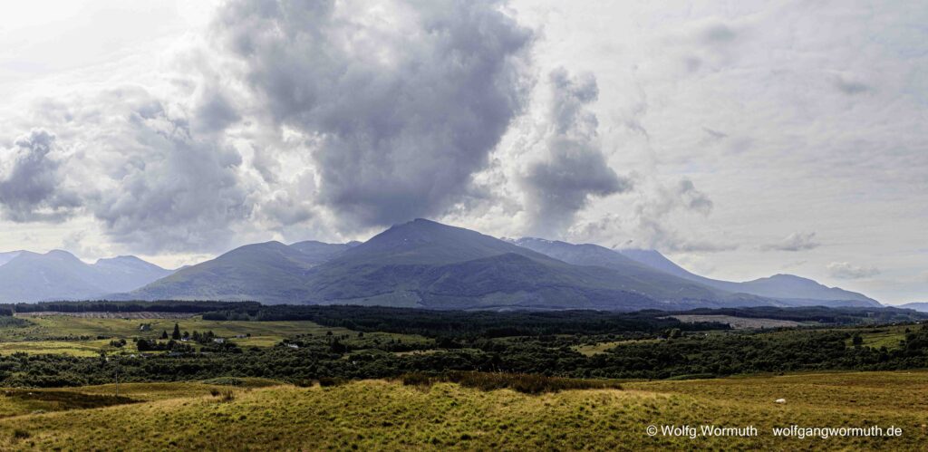 Ben Nevis höchster Berg von Schottland. Panorama bei Fort William.
